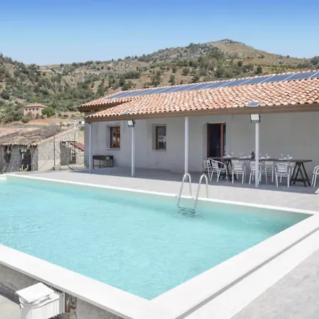 Elegant With Swimming Pool Near Etna * Gaggi