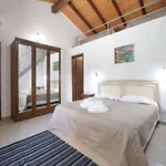 In With Pool Near Mount Etna
