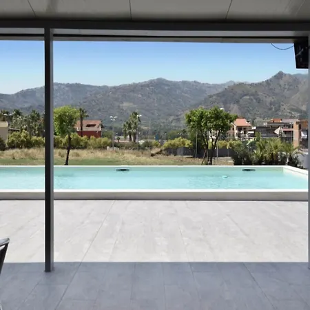 Willa In With Pool Near Mount Etna