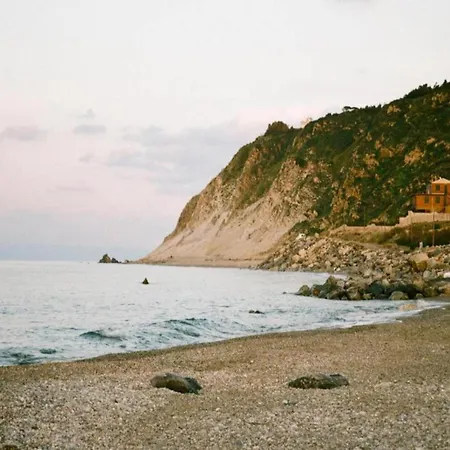 빌라 Elegant With Swimming Pool Near Etna *